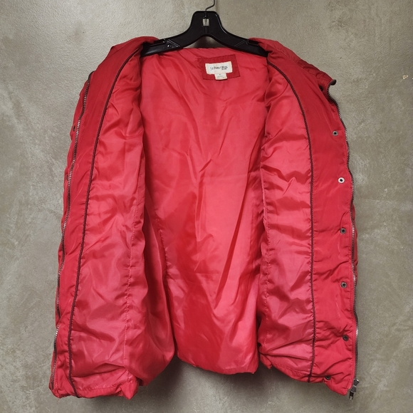 St. John's Bay Water Resistant Red Puffer Jacket With Attached Hood Size XL - Picture 5 of 9